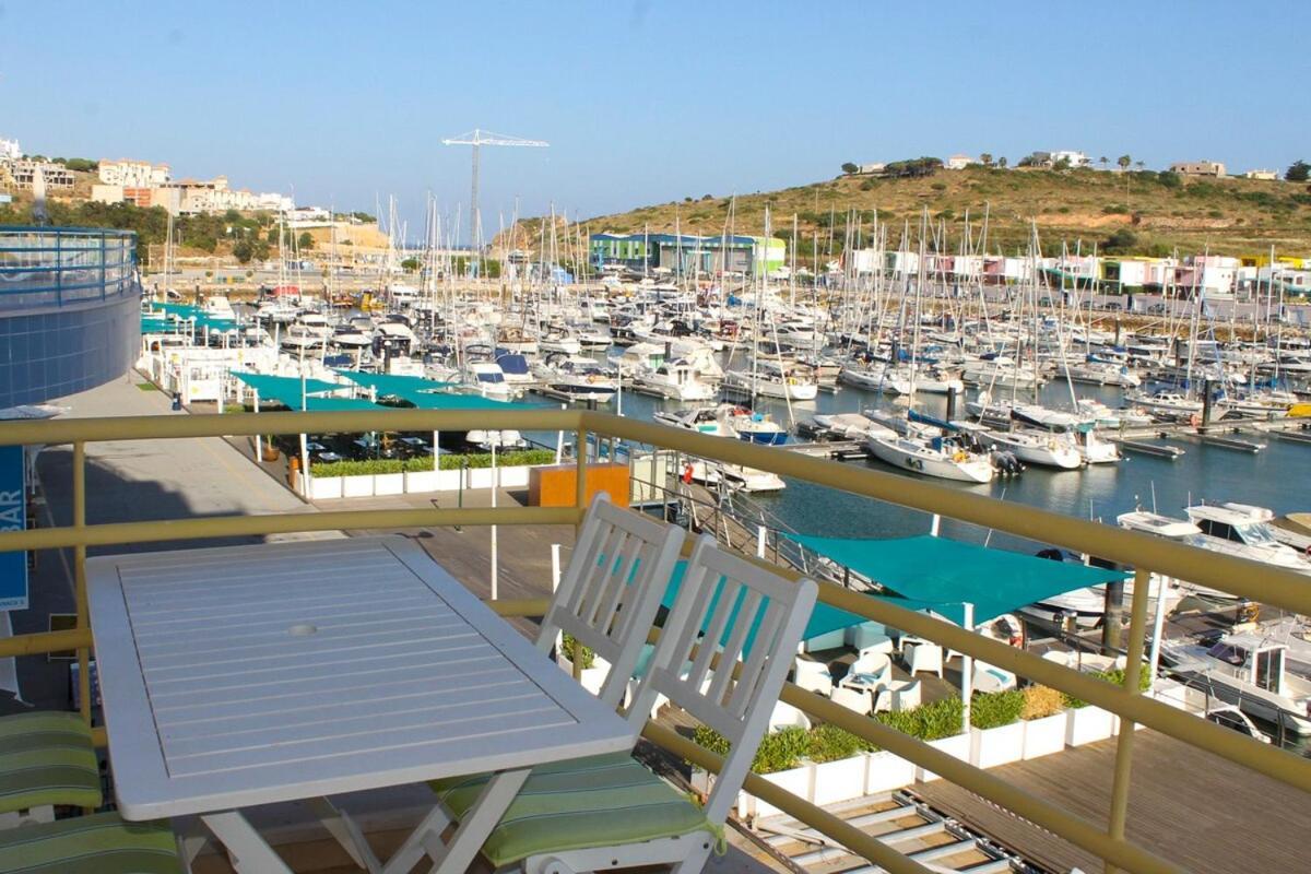 Apartamentos Costa De Ouro T2-Marina De Αλμπουφέιρα Εξωτερικό φωτογραφία
