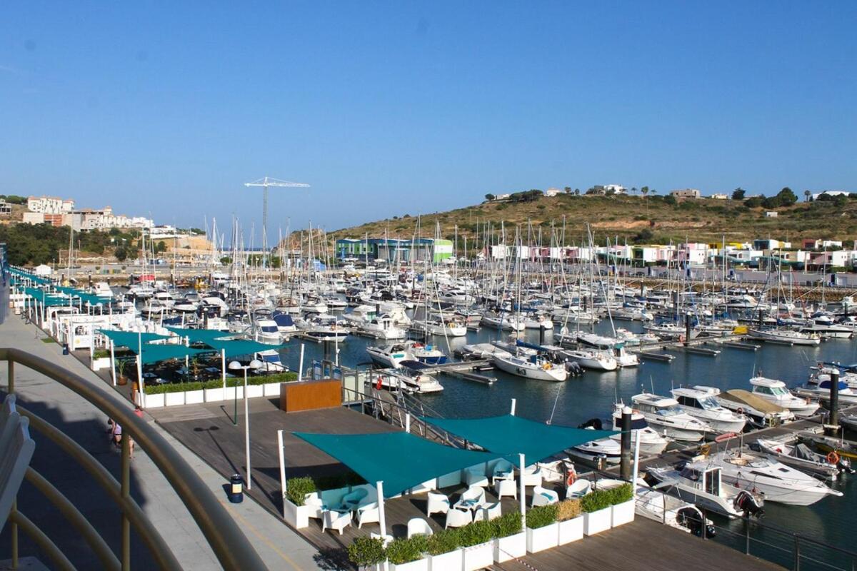 Apartamentos Costa De Ouro T2-Marina De Αλμπουφέιρα Εξωτερικό φωτογραφία