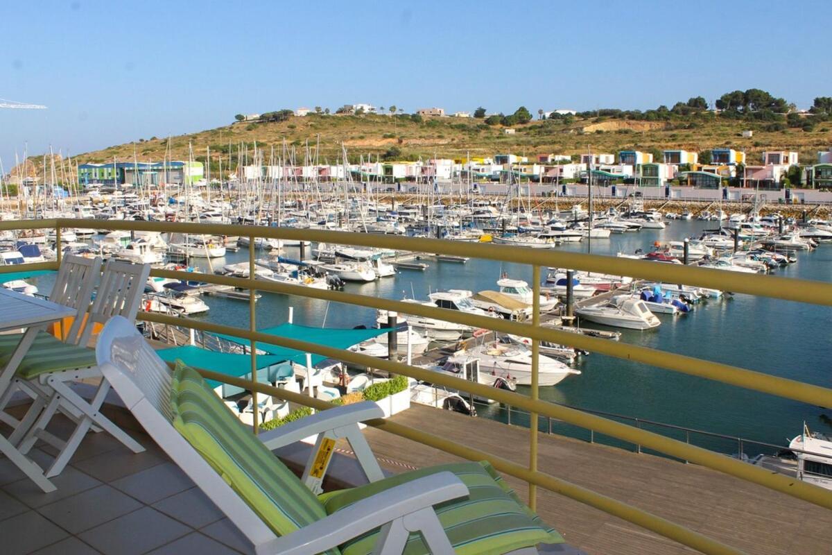 Apartamentos Costa De Ouro T2-Marina De Αλμπουφέιρα Εξωτερικό φωτογραφία